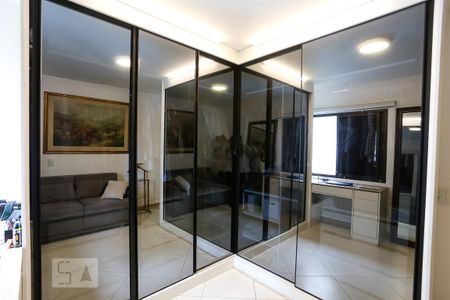 Apartamento para alugar com 230m², 3 quartos e 5 vagassuíte 1
