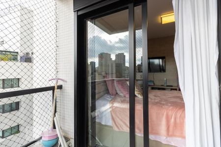 Apartamento à venda com 373m², 4 quartos e 4 vagas Apartamento à venda com 373m², 4 quartos e 4 vagasVaranda da Suíte 2