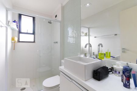 Apartamento à venda com 373m², 4 quartos e 4 vagas Apartamento à venda com 373m², 4 quartos e 4 vagasBanheiro Social