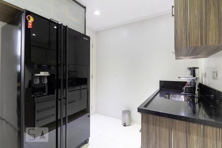 Apartamento à venda com 373m², 4 quartos e 4 vagas Apartamento à venda com 373m², 4 quartos e 4 vagasCozinha 2
