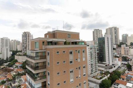 Apartamento à venda com 373m², 4 quartos e 4 vagas Apartamento à venda com 373m², 4 quartos e 4 vagasVista da Varanda do Quarto 3