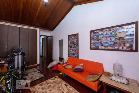 Casa à venda com 525m², 4 quartos e 8 vagasQuarto 2