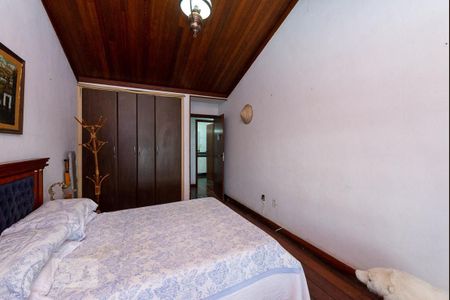 Casa à venda com 525m², 4 quartos e 8 vagasQuarto 3