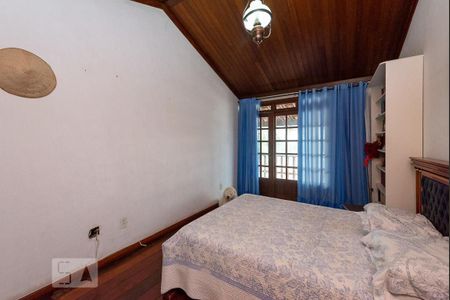 Casa à venda com 525m², 4 quartos e 8 vagasQuarto 3