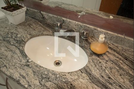 Apartamento à venda com 130m², 3 quartos e 3 vagasBanheiro