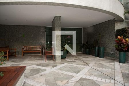 Apartamento à venda com 130m², 3 quartos e 3 vagasEntrada