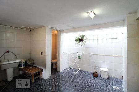 Casa à venda com 120m², 2 quartos e 1 vagaÁrea de serviço