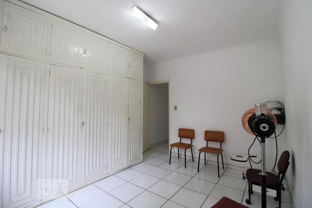 Casa à venda com 120m², 2 quartos e 1 vagaQuarto 1 - Armários