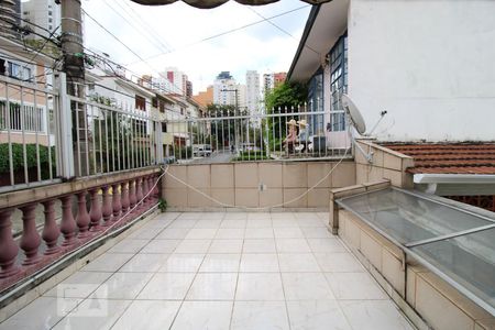 Casa à venda com 120m², 2 quartos e 1 vagaTerraço - Piso superior
