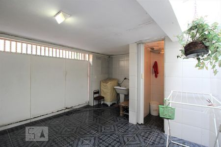 Casa à venda com 120m², 2 quartos e 1 vagaÁrea de serviço