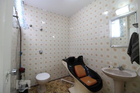 Casa à venda com 120m², 2 quartos e 1 vagaBanheiro