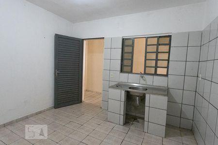 Cozinha de casa para alugar com 1 quarto, 30m² em Casa Grande, Diadema