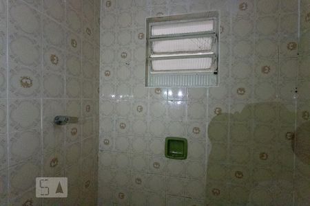 Banheiro de casa para alugar com 1 quarto, 30m² em Casa Grande, Diadema