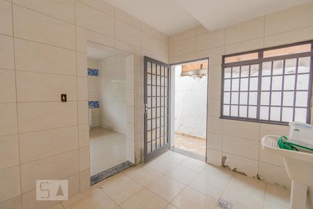 Casa à venda com 240m², 4 quartos e 5 vagas Casa à venda com 240m², 4 quartos e 5 vagasÁrea de Serviço
