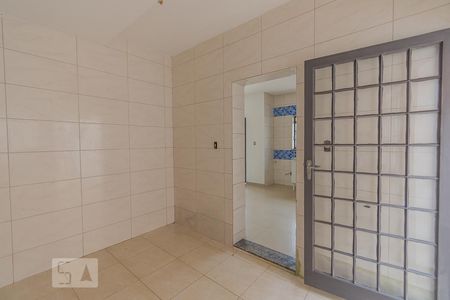Casa à venda com 240m², 4 quartos e 5 vagas Casa à venda com 240m², 4 quartos e 5 vagasÁrea de Serviço