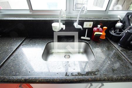 Casa à venda com 150m², 3 quartos e 3 vagas Casa à venda com 150m², 3 quartos e 3 vagasCozinha