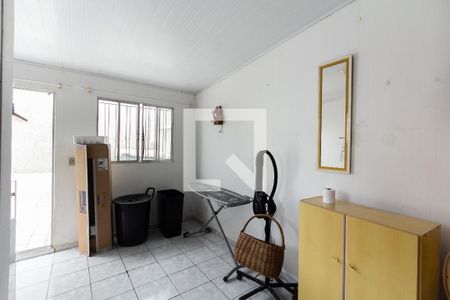 Casa à venda com 150m², 3 quartos e 3 vagas Casa à venda com 150m², 3 quartos e 3 vagasSuíte