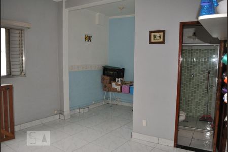 Casa à venda com 70m², 2 quartos e 1 vagaQuintal