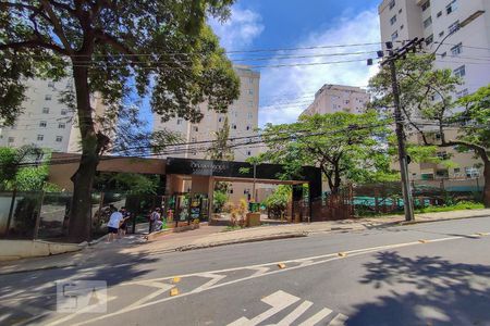 Apartamento para alugar com 100m², 3 quartos e 2 vagasFachada