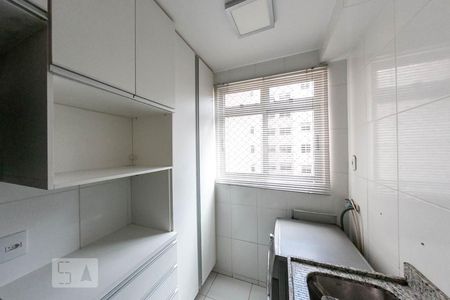 Apartamento para alugar com 100m², 3 quartos e 2 vagasCozinha e Área de Serviço