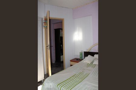 Casa à venda com 212m², 4 quartos e 2 vagasQuarto 5