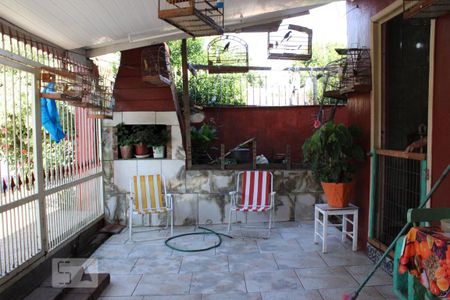 Casa à venda com 212m², 4 quartos e 2 vagasFachada