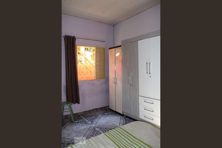 Casa à venda com 212m², 4 quartos e 2 vagasQuarto 5