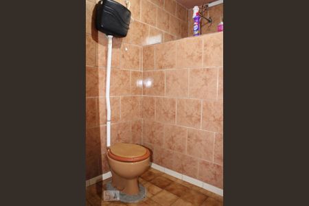 Casa à venda com 212m², 4 quartos e 2 vagasBanheiro 1