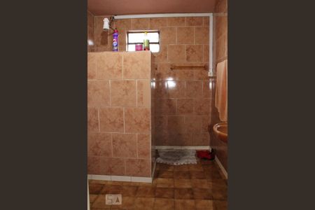 Casa à venda com 212m², 4 quartos e 2 vagasBanheiro 1