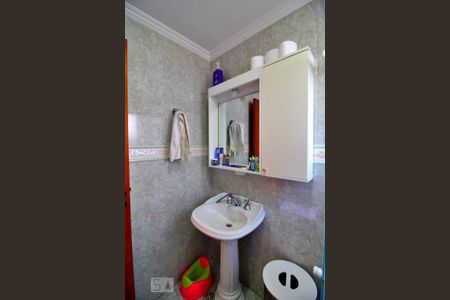 Apartamento à venda com 225m², 5 quartos e 2 vagasBanheiro da Suíte 2