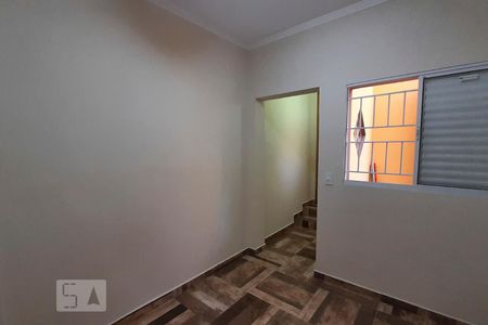Quarto 1 de casa para alugar com 1 quarto, 70m² em Vila Santa Virginia, São Paulo