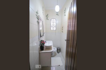 Casa à venda com 615m², 3 quartos e 4 vagas Casa à venda com 615m², 3 quartos e 4 vagasbanheiro 3