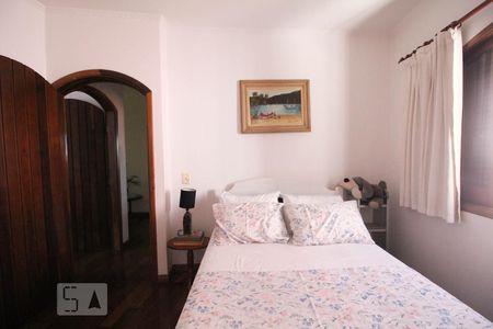 Casa à venda com 615m², 3 quartos e 4 vagas Casa à venda com 615m², 3 quartos e 4 vagasquarto 3