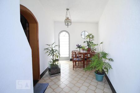 Casa à venda com 615m², 3 quartos e 4 vagas Casa à venda com 615m², 3 quartos e 4 vagaspasilho