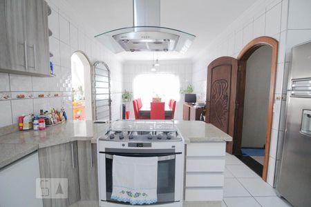Casa à venda com 615m², 3 quartos e 4 vagas Casa à venda com 615m², 3 quartos e 4 vagascozinha