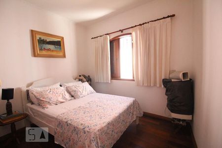 Casa à venda com 615m², 3 quartos e 4 vagas Casa à venda com 615m², 3 quartos e 4 vagasquarto 3
