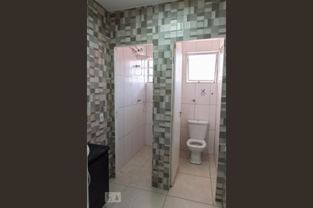 Casa à venda com 340m², 4 quartos e sem vaga Casa à venda com 340m², 4 quartos e sem vagaBanheiro