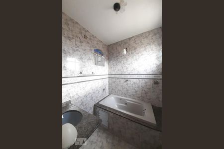 Apartamento à venda com 150m², 4 quartos e 1 vagaBanheiro da Suíte 2