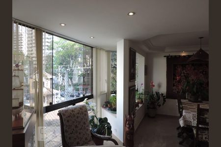 Apartamento à venda com 145m², 2 quartos e 2 vagas Apartamento à venda com 145m², 2 quartos e 2 vagasSala