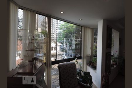 Apartamento à venda com 145m², 2 quartos e 2 vagas Apartamento à venda com 145m², 2 quartos e 2 vagasVista