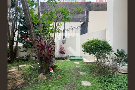 Apartamento à venda com 75m², 3 quartos e 1 vaga Apartamento à venda com 75m², 3 quartos e 1 vagaÁrea comum