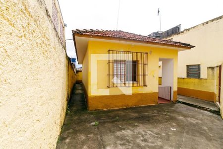 Casa para alugar com 164m², 2 quartos e 3 vagas Casa para alugar com 164m², 2 quartos e 3 vagasQuintal