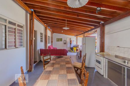 Casa à venda com 250m², 10 quartos e 1 vagaÁrea comum