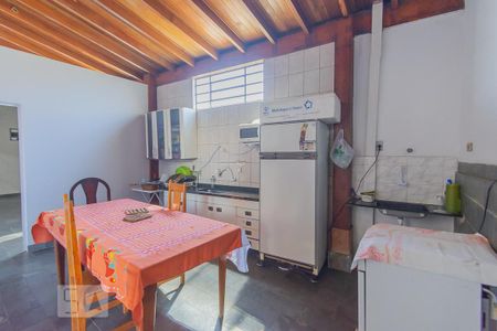 Casa à venda com 250m², 10 quartos e 1 vagaSala de Jantar
