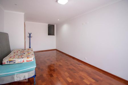 Casa à venda com 500m², 3 quartos e 6 vagas Casa à venda com 500m², 3 quartos e 6 vagasQuarto 3