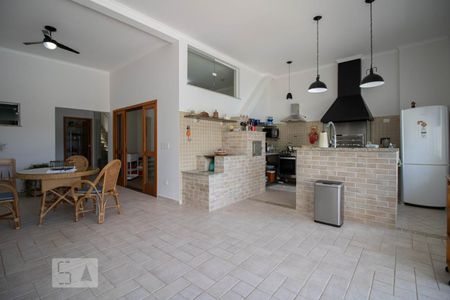 Casa à venda com 500m², 3 quartos e 6 vagas Casa à venda com 500m², 3 quartos e 6 vagasEspaço Gourmet