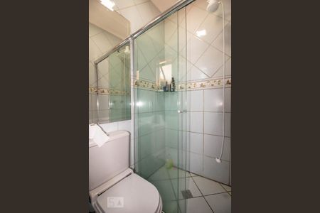 Casa à venda com 186m², 3 quartos e 4 vagasBanheiro Social