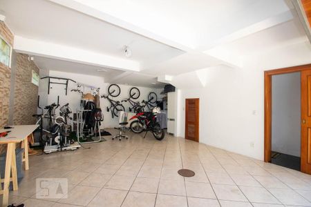 Casa à venda com 186m², 3 quartos e 4 vagasGaragem