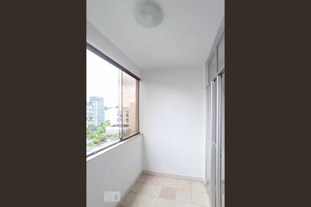 Varanda da sala  de apartamento para alugar com 3 quartos, 69m² em União, Belo Horizonte