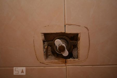 Casa à venda com 301m², 3 quartos e 6 vagasBanheiro da Suíte 2